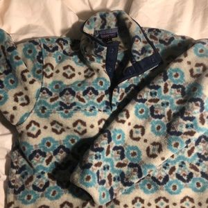 Patagonia retro pattern fleece